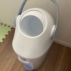 オムツ用ゴミ箱オムツくるりんポイの画像