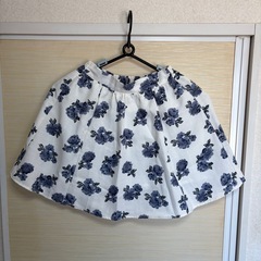 【美品】earth music&ecology スカート  花柄の画像