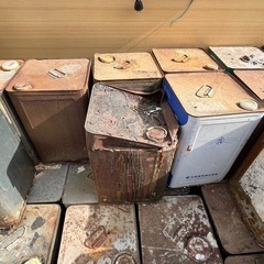 【¥0】ペンキ缶 塗料缶 一斗缶の画像