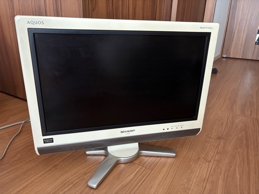 SHARP 20型　テレビ\n