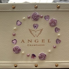 ANGEL白/ケースの画像
