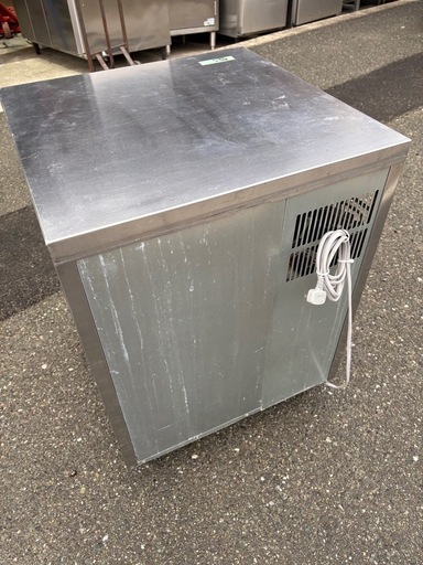 ■中古品 ホシザキチップアイスメーカー CM-100K 2013年 600ｘ600ｘ800ｍｍ 製氷機 動作問題なし■