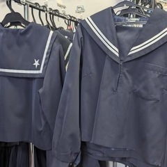 半額SALE‼️ 中学校制服  学ラン ズボン  セーラー  スカート - リサイクルショップ