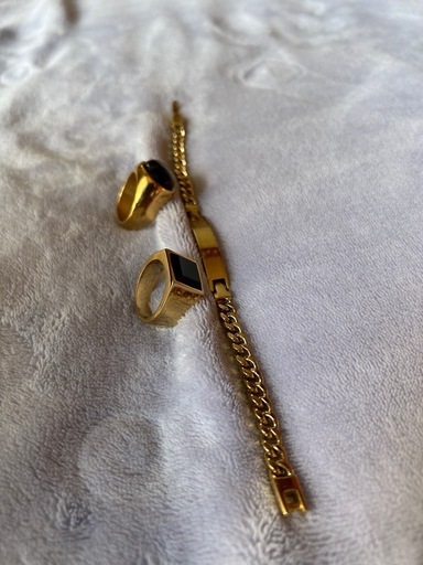 指輪ブレスレットまとめて