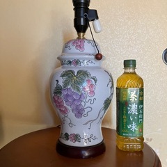陶器スタンドランプシェード無し　中古　　動作確認済み　良好