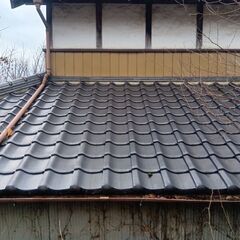 瓦　大量の画像