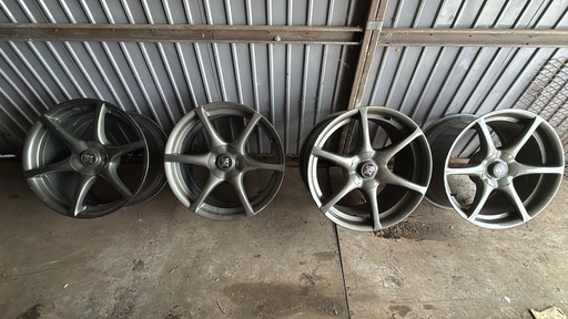 日産 34 GT-R 純正 鍛造 アルミホイール センターキャップ付き 4