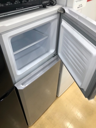【半年間動作保証付き】Haier 2ドア冷蔵庫　121L 2017年製