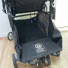 グレコシティカーゴベビーカーの画像