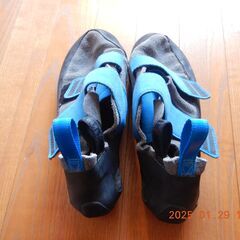 クライミングシューズ