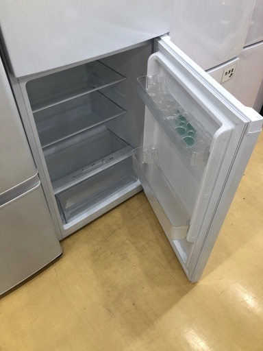 【半年間動作保証付き】Haier 2ドア冷蔵庫　181L 20222年製