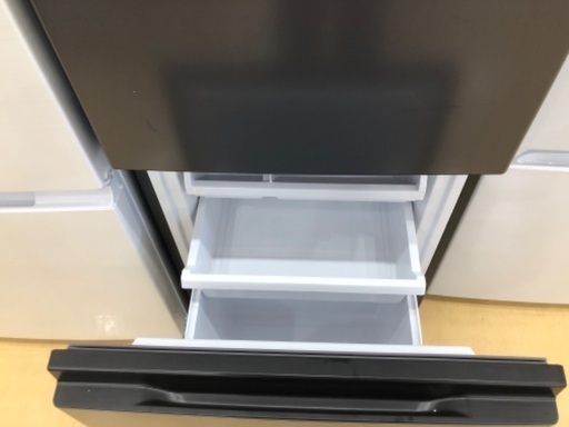 【1年間動作保証付き】AQUA 2ドア冷蔵庫　200L 67L 2023年製　リファビッシュ品　キズ•ヘコミ有　クリーニング済
