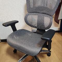 LOWYAオフィスチェア