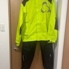 ワークマン　頑丈なレインコート的なもの