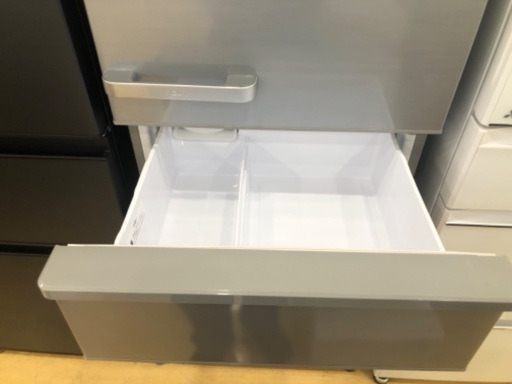 【半年間動作保証付き】AQUA 4ドア冷蔵庫　355L 2019年製　打痕有