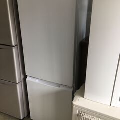 SHARP　高年式２０２４年製品　１７９L冷蔵庫　左開き　