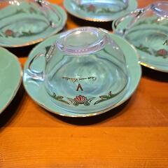 ヴァレンチノティーカップセットの画像