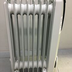 A3264　DeLonghi　デロンギ　デジタルラディアントオイルヒーター　KHD410812-BK　暖房器具の画像