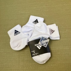 #ちばリユースクール　adidas白ソックス 24〜26センチ 