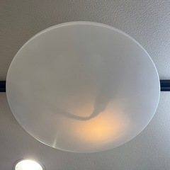 ④【超美品‼️】アイリスオーヤマ 2021年製 ~8畳用LEDシーリングライト 照明器具 リモコン付き♪の画像