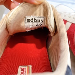 ★新品‼︎★möbus ホワイト/レッド スニーカーの画像
