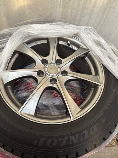 アルファード　スタッドレスタイヤ　17インチ