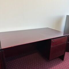 オフィス用のデスクをお譲りいたしますの画像