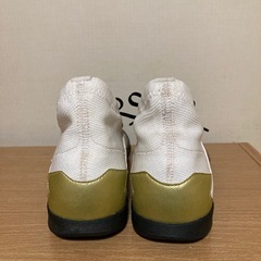 adidasトレシュー24.5 サッカー フットサルの画像