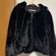 レディース　コート　もこもこ　黒アウター　