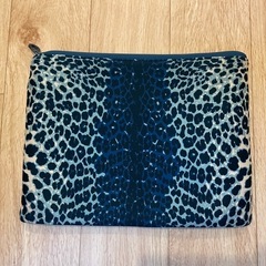 Marc  by  Marc. Jacobs PC ケース
の画像