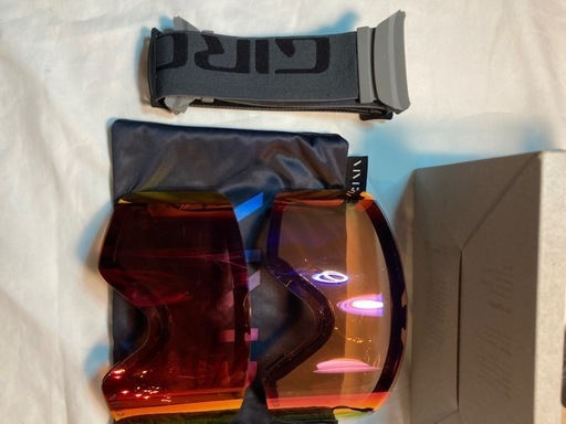 大幅ご値下げしました！家族に超お買い得❗️スキー4本、スキー靴4足