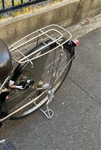 後ろタイヤ新品　YAMAHA パスナチュラ　電動自転車　管070129
