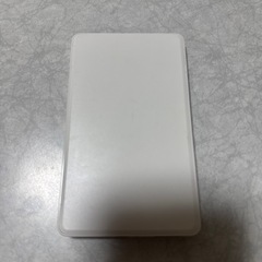 レア YUI yui FlowerFlower モバイルバッテリーの画像