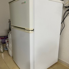 2ドア90L 冷蔵庫の画像
