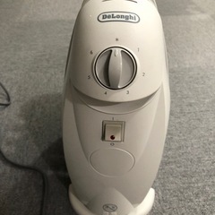 デロンギ　オイルヒーター　中古