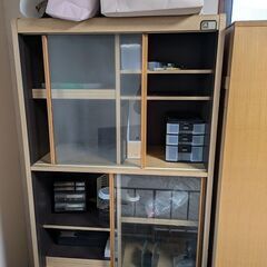 木製書棚(合板です)差し上げます。