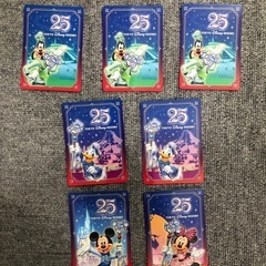ディズニー25周年　缶とカードの画像