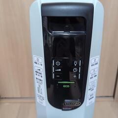 デロンギ　オイルヒーター
KHD410812-BKの画像