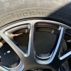 最終価格！スタッドレスタイヤ！セレナ！4本セット！の画像