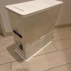 米びつの画像