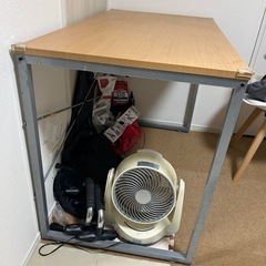 ニトリ デスク 机 中古の画像