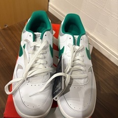 NIKE ナイキ　スニーカーの画像