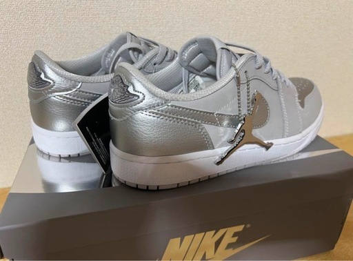 未使用 Nike Air Jordan 1 Retro Low OG 27cm