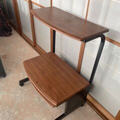 中古　パソコンデスク　ロータイプ　の画像