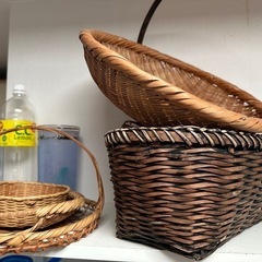 （お引取り先決定）【差し上げます】インテリア　かごの画像