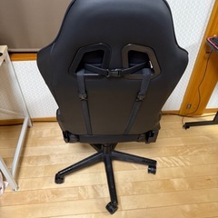 値下げしました！ゲーミングチェア の画像