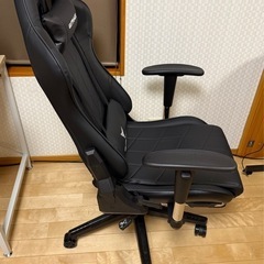 値下げしました！ゲーミングチェア の画像