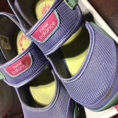 18-19cm ｽﾆｰｶｰとｻﾝﾀﾞﾙとﾌﾞｰﾂの画像