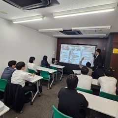 【携帯販売・イベントスタッフ】※未経験歓迎　※正社員月収２４万〜...