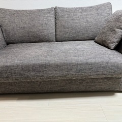 ソファ　グレーの画像